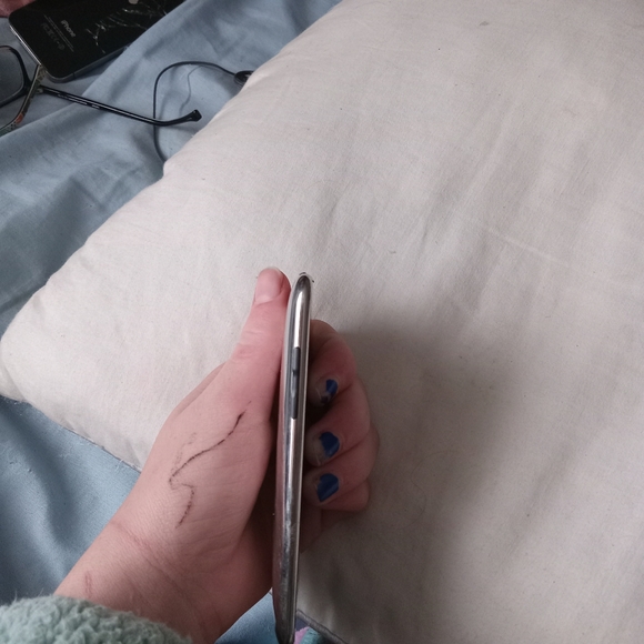 IPod - Picture 4 of 9